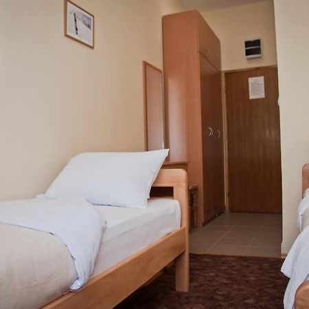 Garni Hotel Alma Pirot Exterior foto
