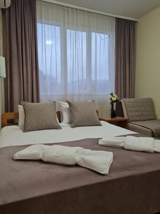 Garni Hotel Alma Pirot Exterior foto