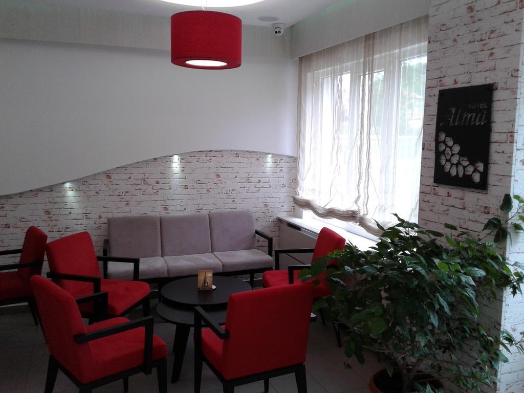 Garni Hotel Alma Pirot Exterior foto